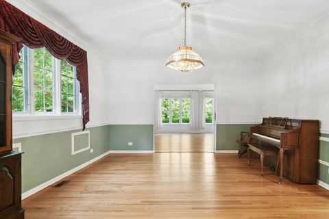 Tiny photo for 4 Mulberry Drive, Hawthorn Woods, IL 60047 (MLS # 12484689)