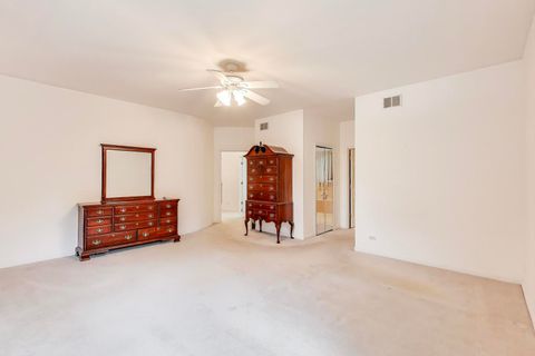 Tiny photo for 4 Mulberry Drive, Hawthorn Woods, IL 60047 (MLS # 12484689)