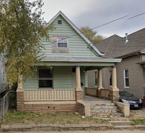 Photo of 1811 W Millman Street, Peoria, IL 61605 (MLS # 12562849)