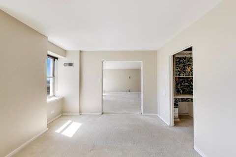 Tiny photo for 40 E 9TH Street #1601, Chicago, IL 60605 (MLS # 12615249)