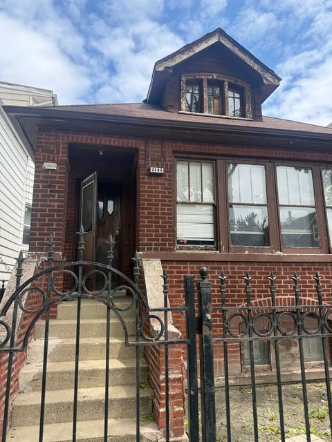2145 N Karlov Avenue Chicago IL 60639
