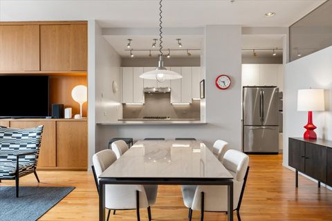 Tiny photo for 330 S Michigan Avenue #1807, Chicago, IL 60604 (MLS # 12575955)