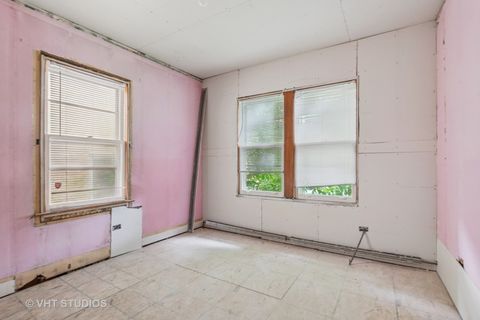 Tiny photo for 2221 N 73rd Court, Elmwood Park, IL 60707 (MLS # 12416394)