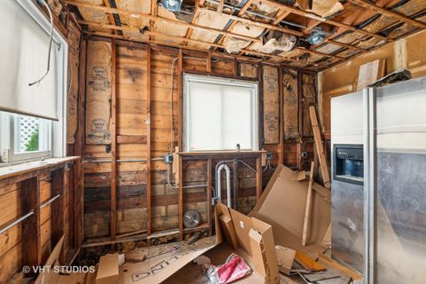 Tiny photo for 2221 N 73rd Court, Elmwood Park, IL 60707 (MLS # 12416394)