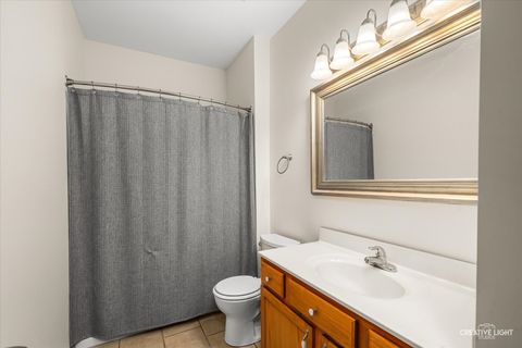 Tiny photo for 205 Hidden Pond Circle, Aurora, IL 60504 (MLS # 12571766)