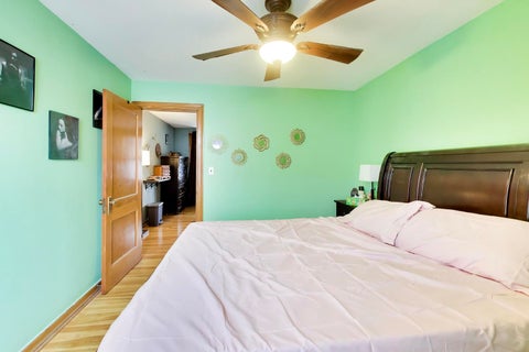 Tiny photo for 4815 N Tripp Avenue, Chicago, IL 60630 (MLS # 12769848)