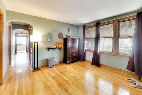 Tiny photo for 4815 N Tripp Avenue, Chicago, IL 60630 (MLS # 12769848)