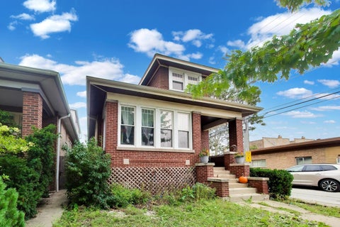 Photo of 4815 N Tripp Avenue, Chicago, IL 60630 (MLS # 12769848)