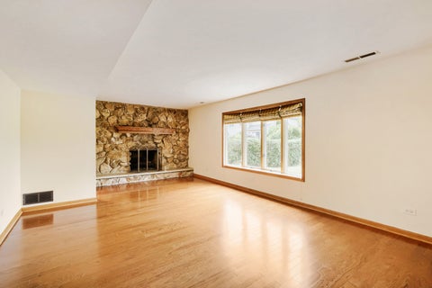 Tiny photo for 706 Huntington Lane, Schaumburg, IL 60193 (MLS # 12674981)
