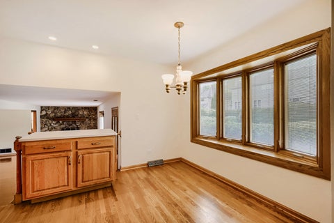Tiny photo for 706 Huntington Lane, Schaumburg, IL 60193 (MLS # 12674981)