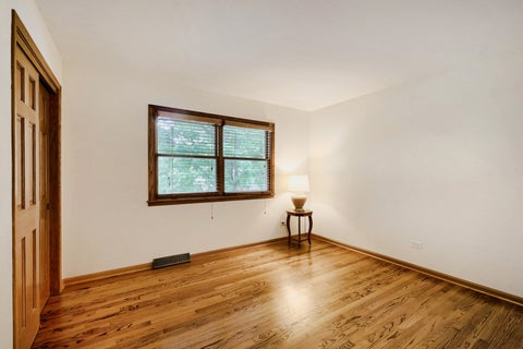 Tiny photo for 706 Huntington Lane, Schaumburg, IL 60193 (MLS # 12674981)