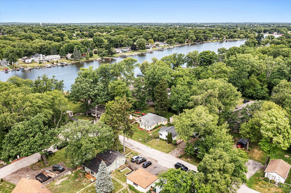 2622 W Emerald Court