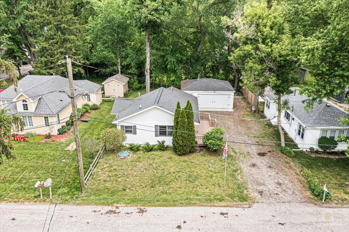 2622 W Emerald Court