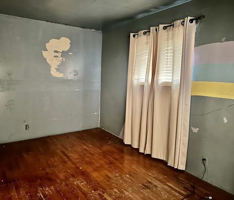 Tiny photo for 910 N Madison Street, Bloomington, IL 61701 (MLS # 12522896)