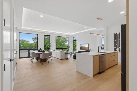Tiny photo for 2072 N Western Avenue #PH-401, Chicago, IL 60647 (MLS # 12716479)