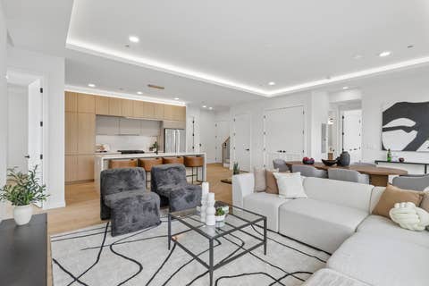 Tiny photo for 2072 N Western Avenue #PH-401, Chicago, IL 60647 (MLS # 12716479)