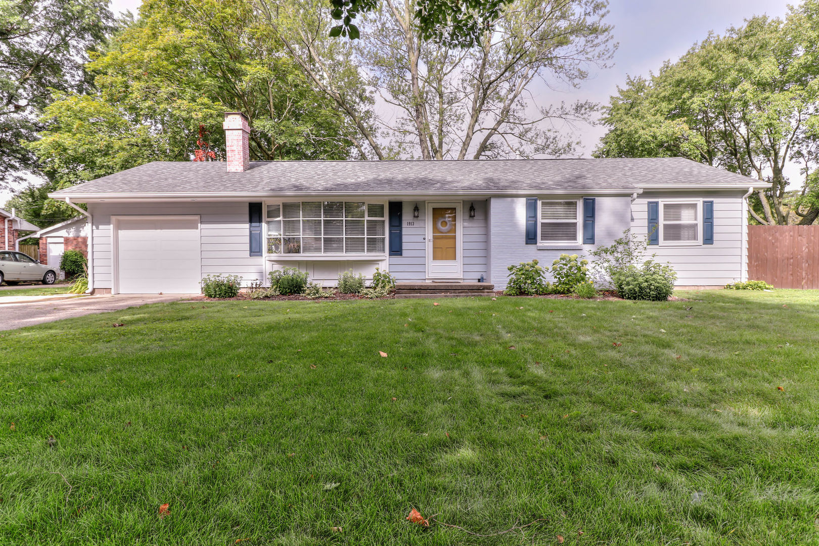 Photo 1 of 31 — 1913 Clover Lane, Champaign, IL 61821