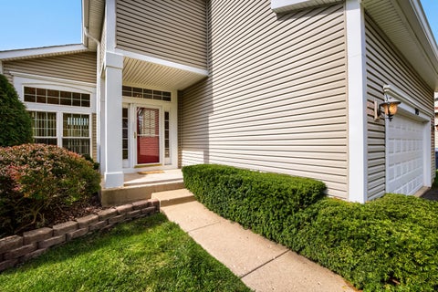 Tiny photo for 7435 Korbel Drive, Gurnee, IL 60031 (MLS # 12783381)