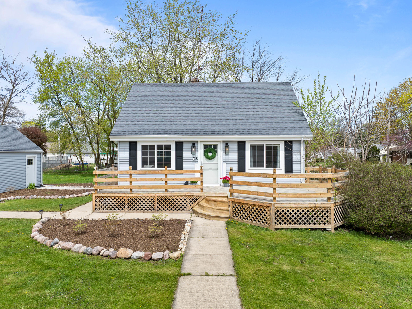 Listing image 1