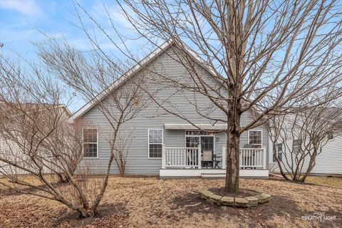 Tiny photo for 21249 LILY LAKE Lane, Crest Hill, IL 60403 (MLS # 12583092)