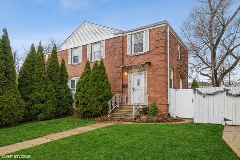 A home in Des Plaines