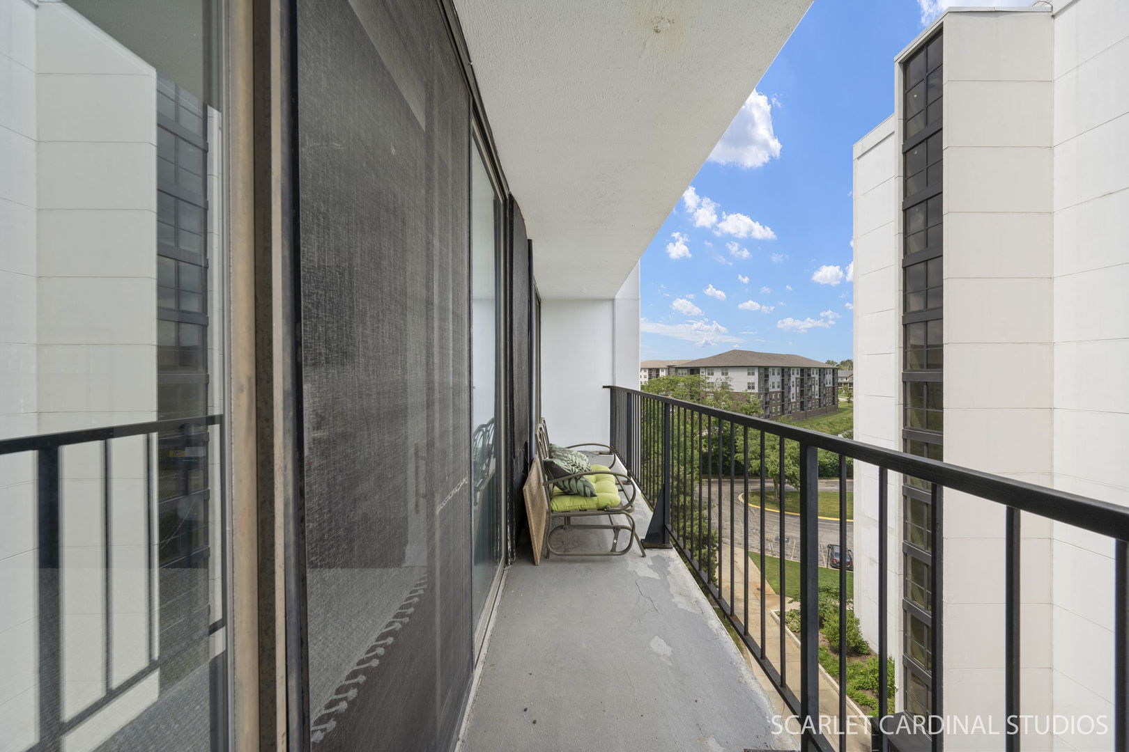 2005 S Finley Road 703