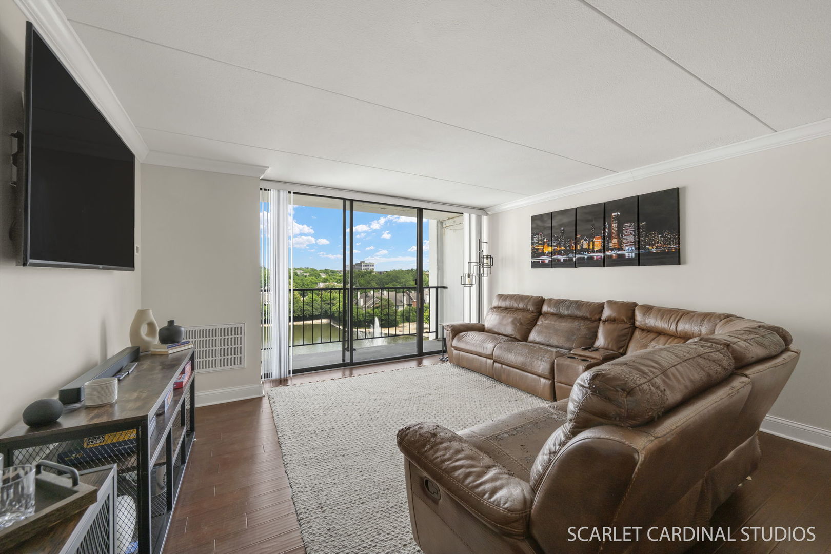 2005 S Finley Road 703