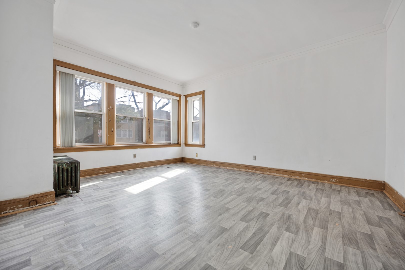 8104 S South Shore Drive