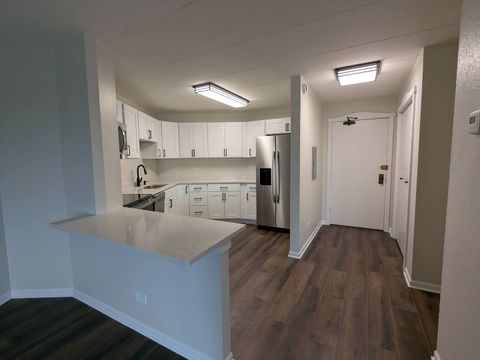 Tiny photo for 1 Renaissance Place #408, Palatine, IL 60067 (MLS # 12590595)