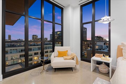 Tiny photo for 900 W Washington Boulevard #PHW, Chicago, IL 60607 (MLS # 12569759)