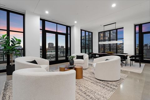 Tiny photo for 900 W Washington Boulevard #PHW, Chicago, IL 60607 (MLS # 12569759)