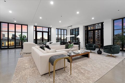 Tiny photo for 900 W Washington Boulevard #PHW, Chicago, IL 60607 (MLS # 12569759)