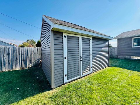 Tiny photo for 708 TOWER Road, Clinton, IA 52732 (MLS # QC4269087)