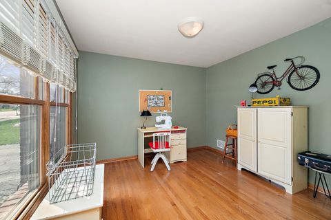 Tiny photo for 16200 Kingsport Road, Orland Park, IL 60467 (MLS # 12643449)