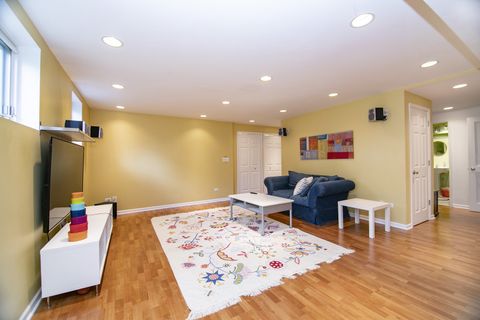 Tiny photo for 16200 Kingsport Road, Orland Park, IL 60467 (MLS # 12643449)