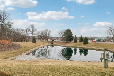 Tiny photo for 1102 Lillian Lane #1102, West Chicago, IL 60185 (MLS # 12585165)