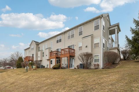 Tiny photo for 1102 Lillian Lane #1102, West Chicago, IL 60185 (MLS # 12585165)