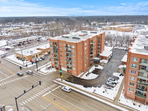 Tiny photo for 545 S River Road #307, Des Plaines, IL 60016 (MLS # 12559913)
