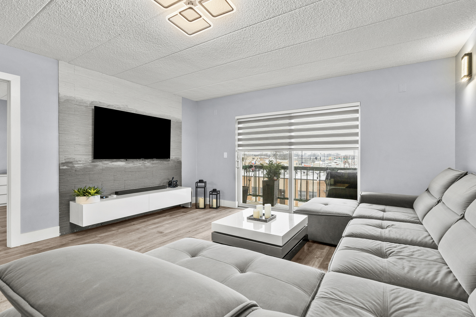 545 S River Road 307