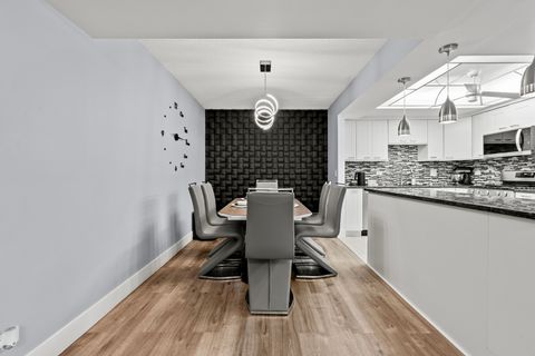 Tiny photo for 545 S River Road #307, Des Plaines, IL 60016 (MLS # 12559913)