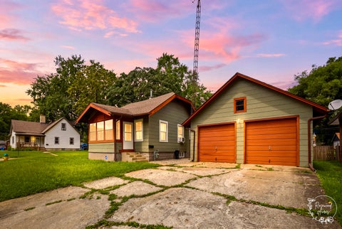 Tiny photo for 595 W Bridge Street, Kankakee, IL 60901 (MLS # 12728927)