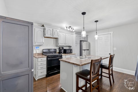 Tiny photo for 595 W Bridge Street, Kankakee, IL 60901 (MLS # 12728927)