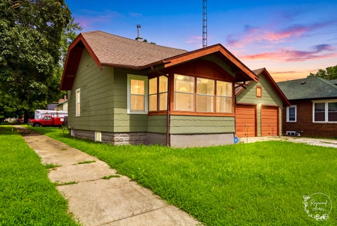 Tiny photo for 595 W Bridge Street, Kankakee, IL 60901 (MLS # 12728927)