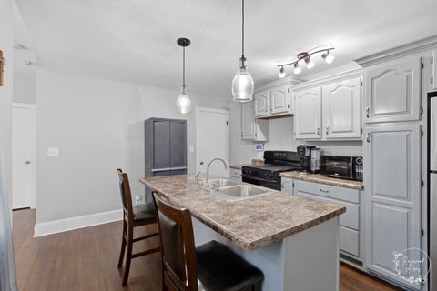Tiny photo for 595 W Bridge Street, Kankakee, IL 60901 (MLS # 12728927)