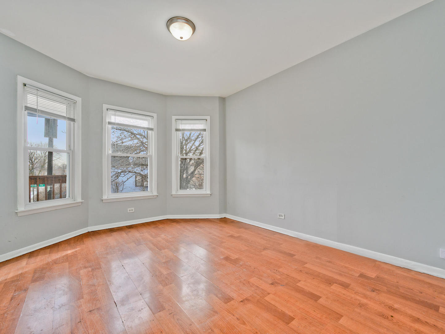 4224 N Kimball Avenue