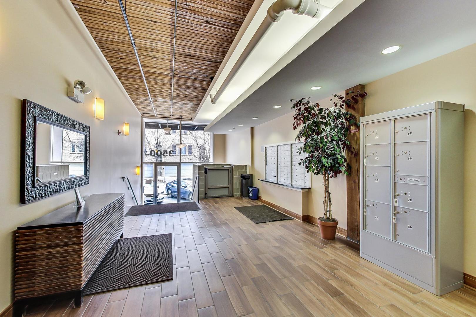 3500 S Sangamon Street 415