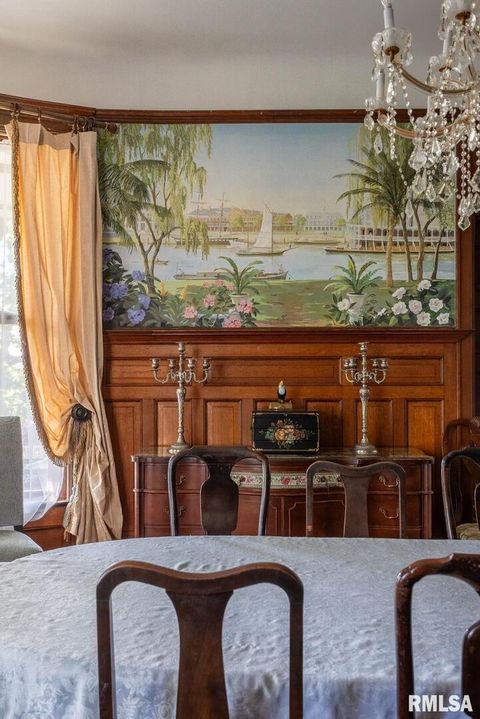 Tiny photo for 817 W 7TH Street, Davenport, IA 52802 (MLS # 12587066)