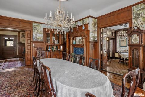 Tiny photo for 817 W 7TH Street, Davenport, IA 52802 (MLS # 12587066)