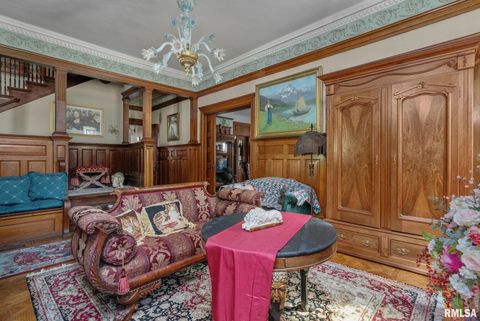 Tiny photo for 817 W 7TH Street, Davenport, IA 52802 (MLS # 12587066)