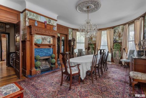 Tiny photo for 817 W 7TH Street, Davenport, IA 52802 (MLS # 12587066)